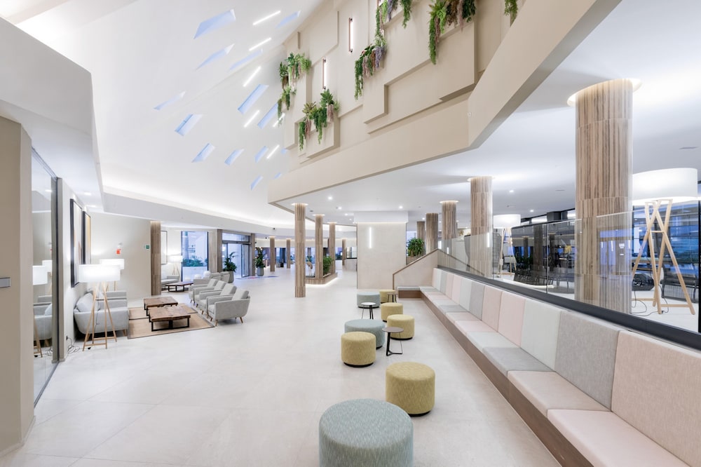 Hotel Riu Palace Jandia — Hotel building in Esquinzo, Canary Islands