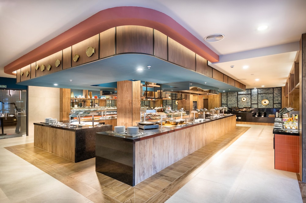 Hotel Riu Palace Jandia — Restaurant & bars in Esquinzo, Canary Islands