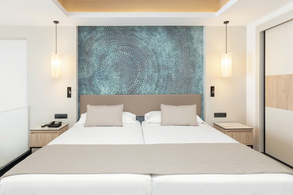 Hotel Riu Palace Jandia — Hotel rooms in Esquinzo, Canary Islands