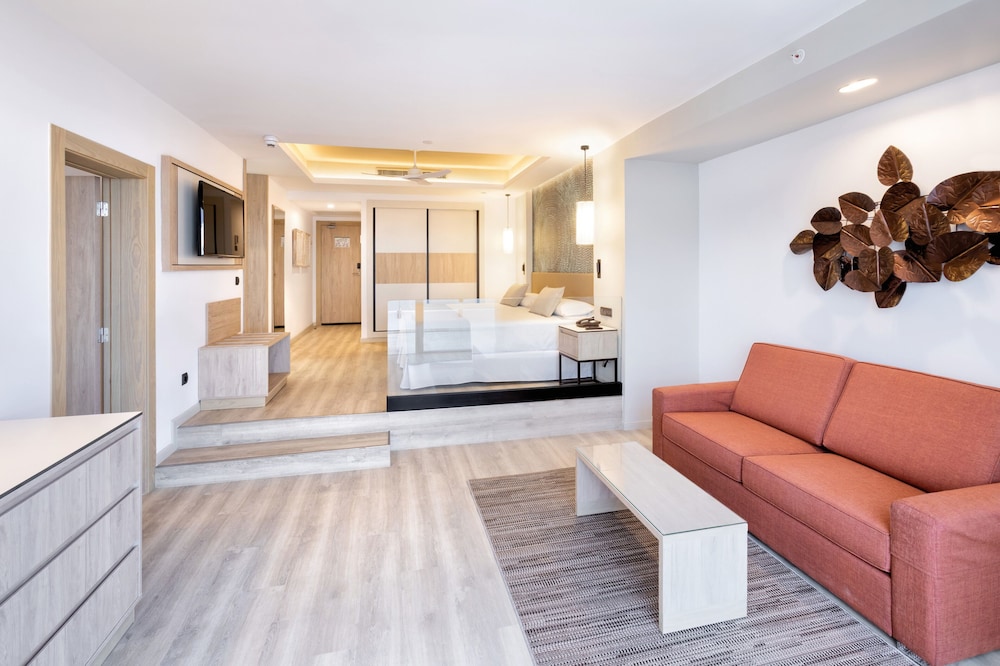 Hotel Riu Palace Jandia — Hotel rooms in Esquinzo, Canary Islands