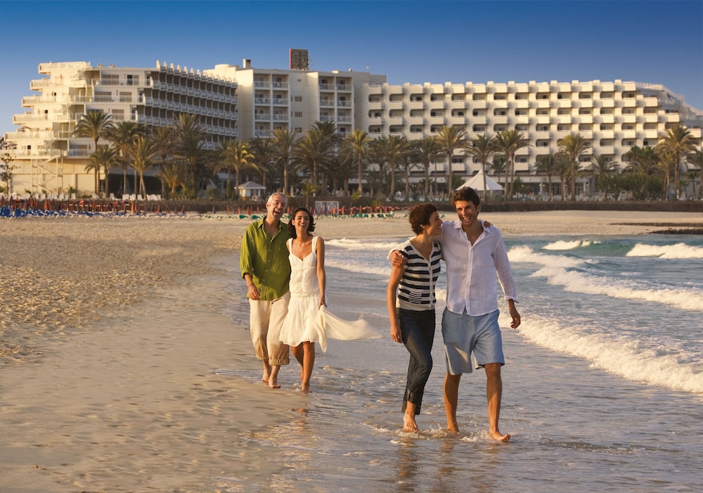 Hotel Riu Palace Tres Islas - Adults Only - All Inclusive — Beach in Corralejo, Canary Islands
