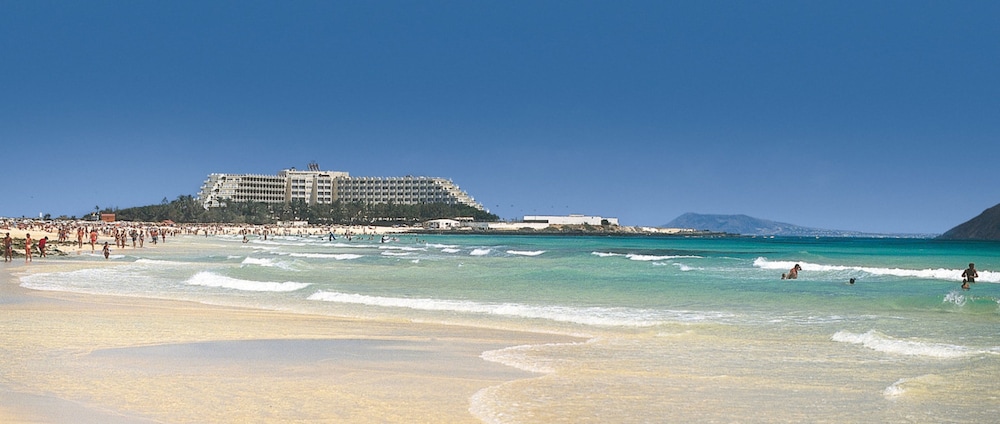 Hotel Riu Palace Tres Islas - Adults Only - All Inclusive — Beach in Corralejo, Canary Islands