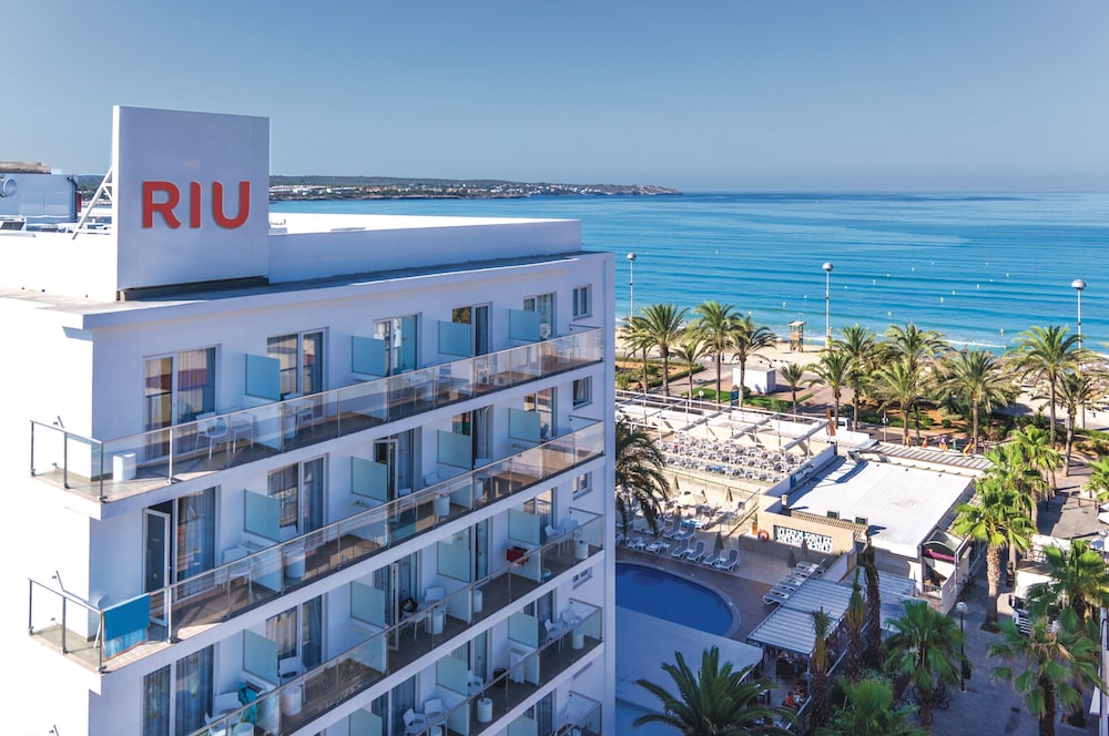 Hotel Riu San Francisco - Adults Only — Hotel building in Playa de Palma, Balearic Islands