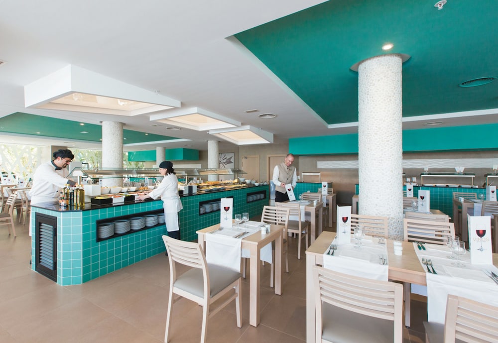 Hotel Riu San Francisco - Adults Only — Restaurant & bars in Playa de Palma, Balearic Islands