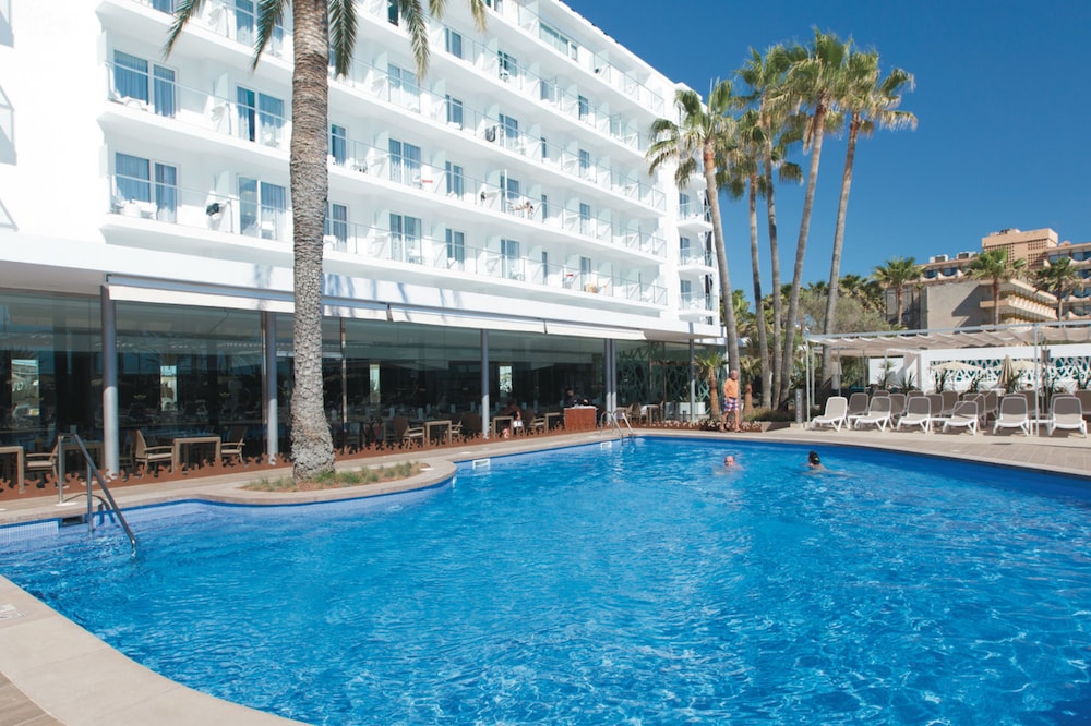 Hotel Riu San Francisco - Adults Only — Swimming pool in Playa de Palma, Balearic Islands
