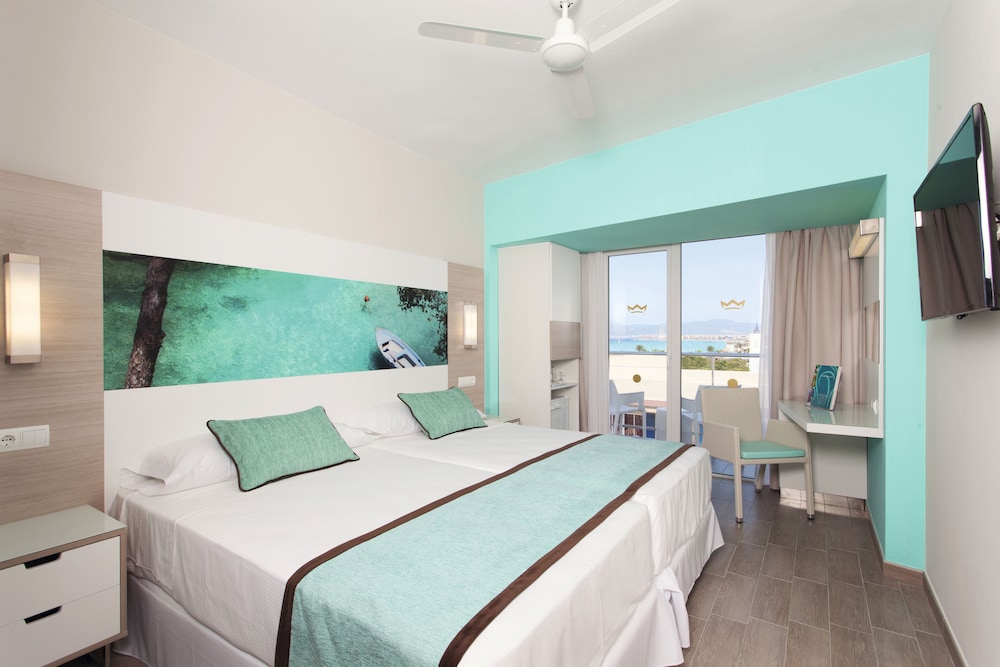 Hotel Riu San Francisco - Adults Only — Hotel rooms in Playa de Palma, Balearic Islands