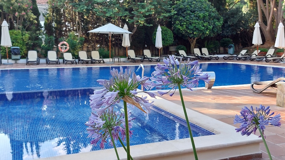 Hotel ROC Oberoy - Adults only — Swimming pool in Peguera, Balearic Islands
