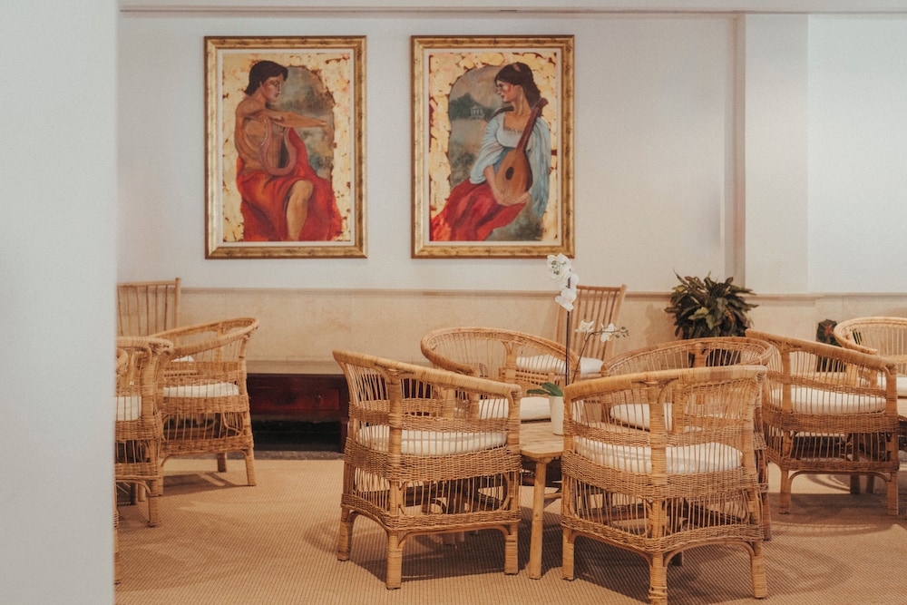 Hotel ROC Oberoy - Adults only — Hotel building in Peguera, Balearic Islands
