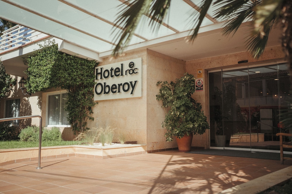 Hotel ROC Oberoy - Adults only — Hotel building in Peguera, Balearic Islands