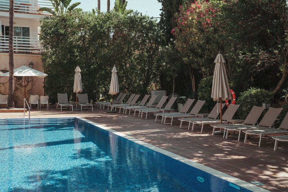 Hotel ROC Oberoy - Adults only — Swimming pool in Peguera, Balearic Islands