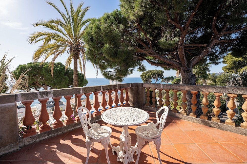 Hotel Roger de Flor Seleqtta — Attractions in the area in Lloret de Mar, Catalonia
