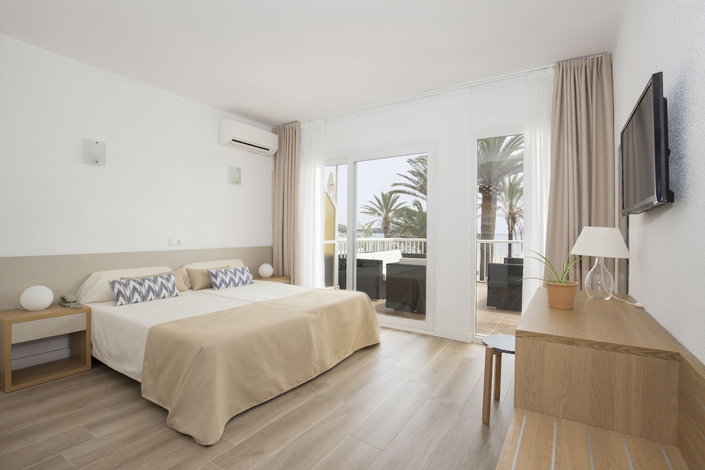 Hotel Cabot Romantic - Adults Only — Hotel rooms in Puerto Pollensa, Balearic Islands