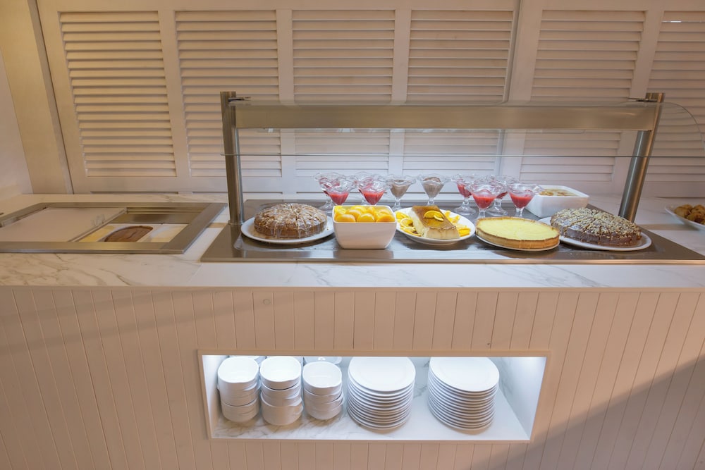 Hotel Cabot Romantic - Adults Only — Restaurant & bars in Puerto Pollensa, Balearic Islands