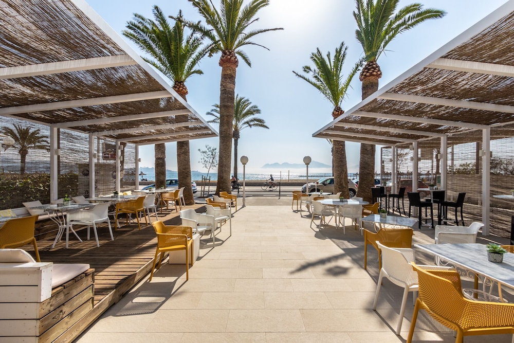 Hotel Cabot Romantic - Adults Only — Restaurant & bars in Puerto Pollensa, Balearic Islands