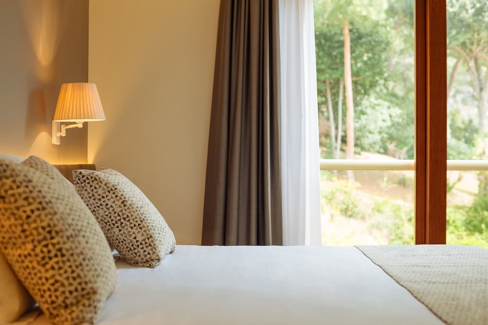 Hotel Santa Marta — Hotel rooms in Lloret de Mar, Catalonia