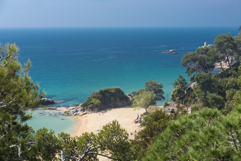 Hotel Santa Marta — Beach in Lloret de Mar, Catalonia