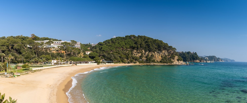 Hotel Santa Marta — Beach in Lloret de Mar, Catalonia