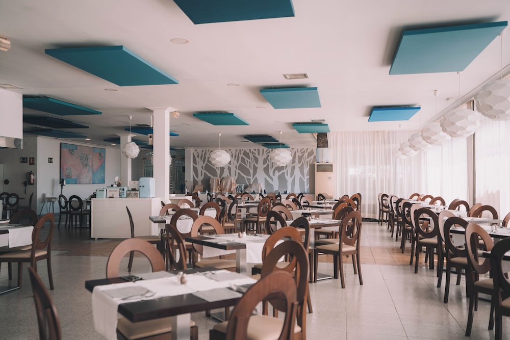 Hotel Son Baulo — Restaurant & bars in Can Picafort, Balearic Islands