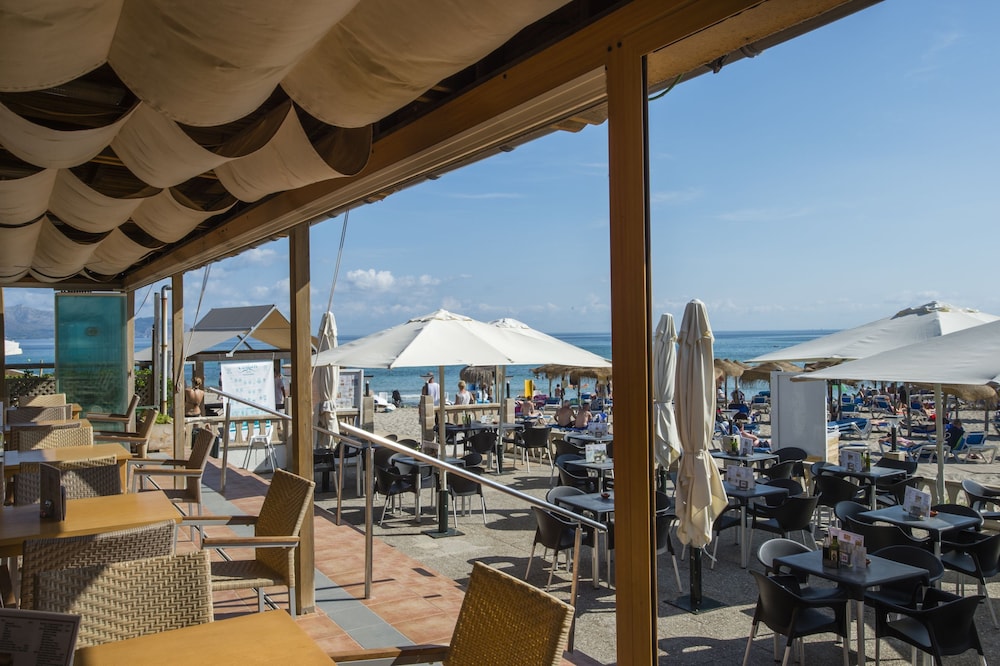 Hotel Son Baulo — Restaurant & bars in Can Picafort, Balearic Islands