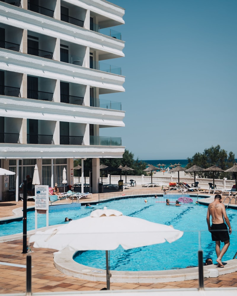 Hotel Son Baulo — Swimming pool in Can Picafort, Balearic Islands