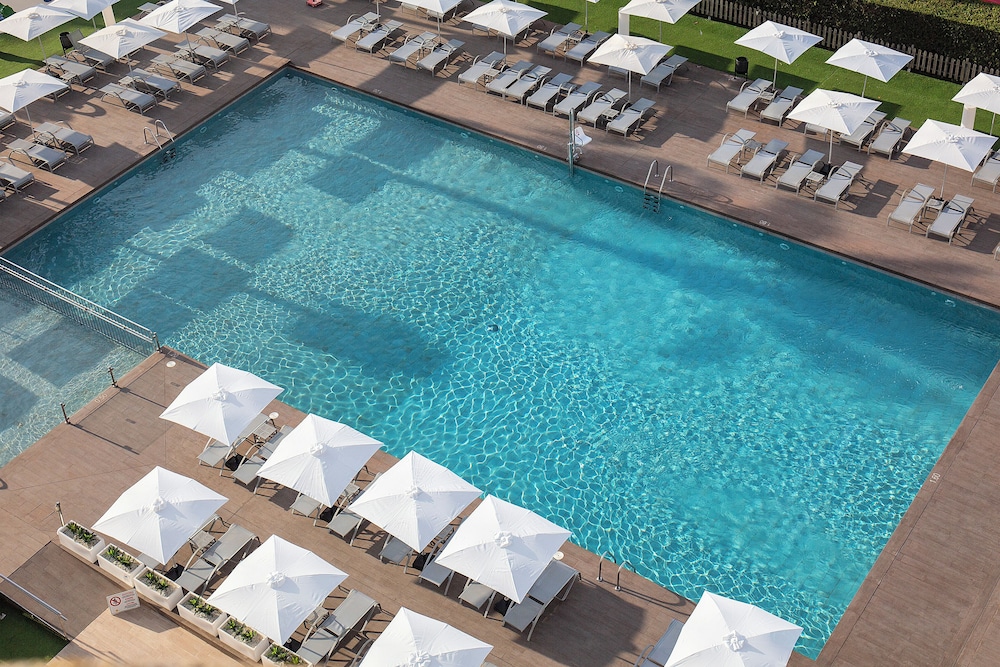 BQ Delfín Azul Hotel — Swimming pool in Alcudia, Balearic Islands