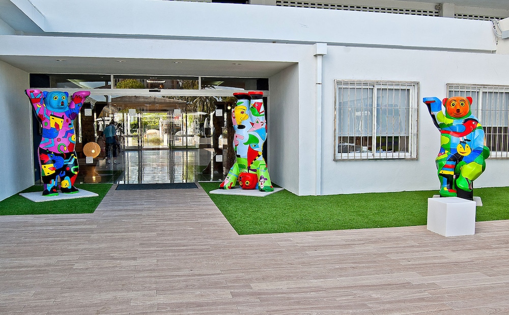 BQ Delfín Azul Hotel — Hotel building in Alcudia, Balearic Islands