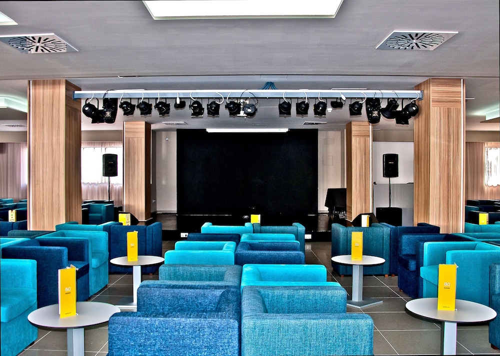 BQ Delfín Azul Hotel — Restaurant & bars in Alcudia, Balearic Islands