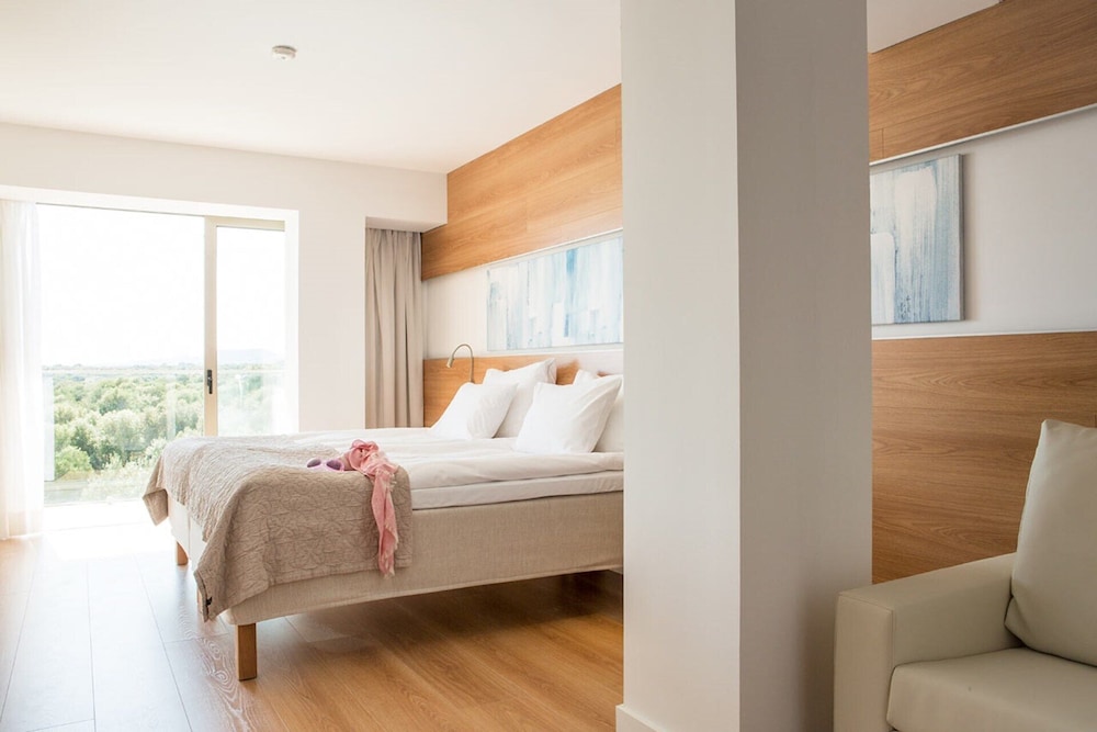Monsuau Cala D'Or Hotel - Adults Only — Hotel rooms in Cala Ferrera, Balearic Islands
