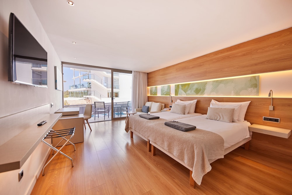 Monsuau Cala D'Or Hotel - Adults Only — Hotel rooms in Cala Ferrera, Balearic Islands