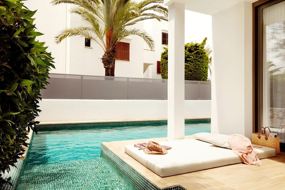 Monsuau Cala D'Or Hotel - Adults Only — Swimming pool in Cala Ferrera, Balearic Islands