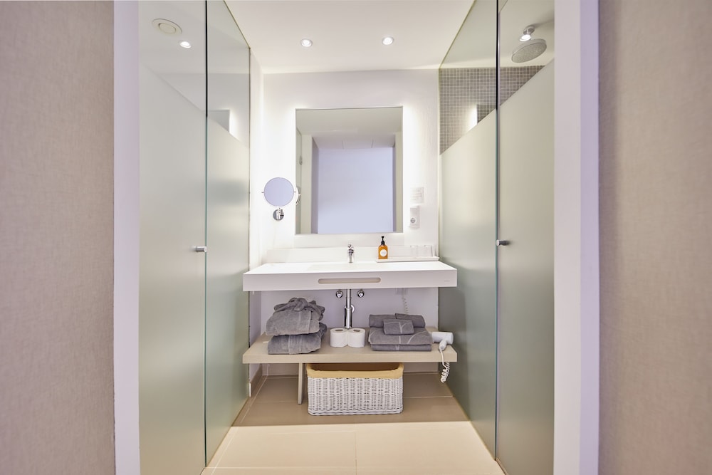 Monsuau Cala D'Or Hotel - Adults Only — Hotel rooms in Cala Ferrera, Balearic Islands