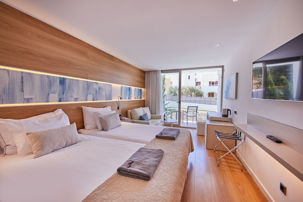 Monsuau Cala D'Or Hotel - Adults Only — Hotel rooms in Cala Ferrera, Balearic Islands