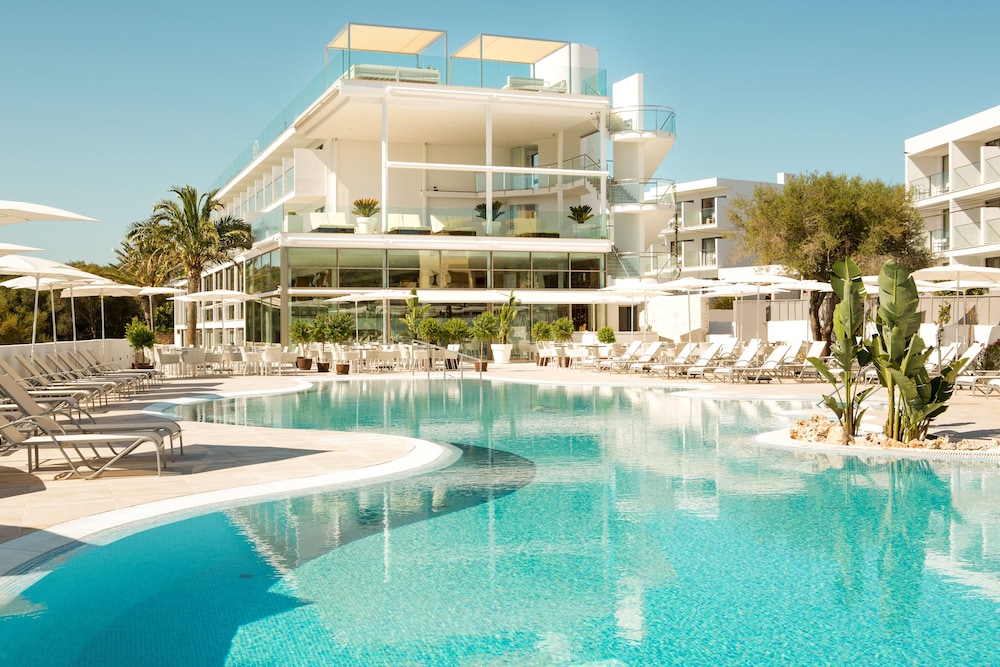 Monsuau Cala D'Or Hotel - Adults Only — Main photo in Cala Ferrera, Balearic Islands