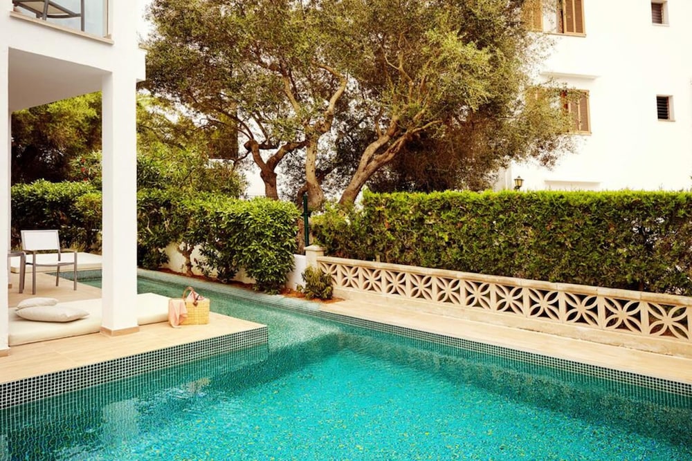 Monsuau Cala D'Or Hotel - Adults Only — Swimming pool in Cala Ferrera, Balearic Islands