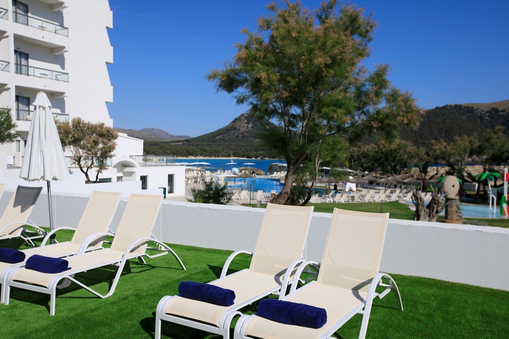 THB Cala Lliteras Hotel - Adults Only — Swimming pool in Cala Ratjada, Balearic Islands