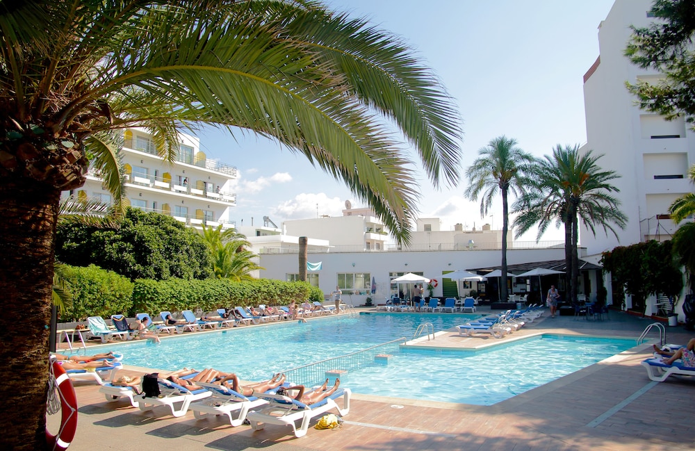 Hotel Tropical — Swimming pool in San Antonio, Balearic Islands