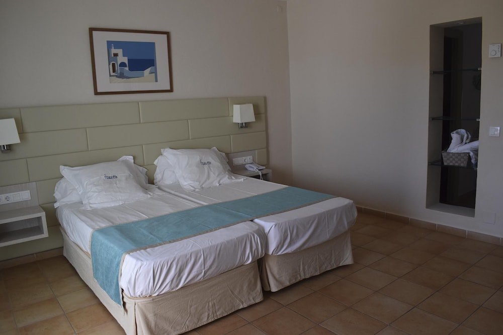 Hotel Cala Dor - Adults Only — Hotel rooms in Cala d´Or, Balearic Islands