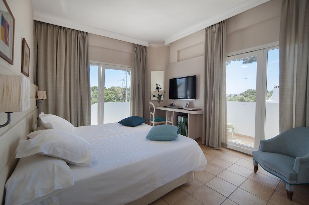 Hotel Cala Dor - Adults Only — Hotel rooms in Cala d´Or, Balearic Islands