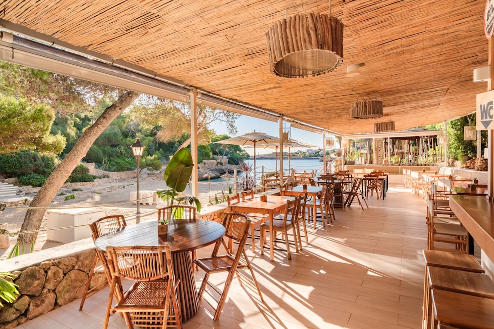 Hotel Cala Dor - Adults Only — Restaurant & bars in Cala d´Or, Balearic Islands