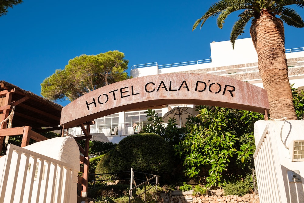 Hotel Cala Dor - Adults Only — Hotel building in Cala d´Or, Balearic Islands