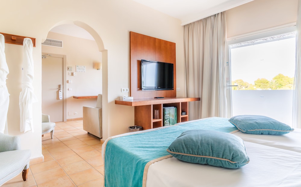 Hotel Cala Dor - Adults Only — Hotel rooms in Cala d´Or, Balearic Islands
