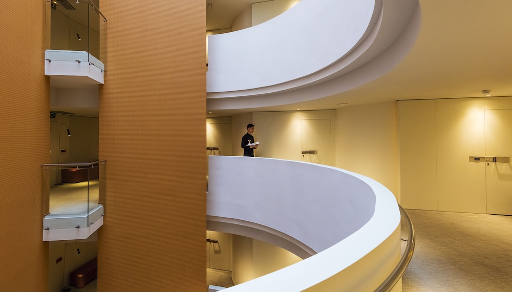 Cram Hotel — Hotel building in Barcelona, Catalonia