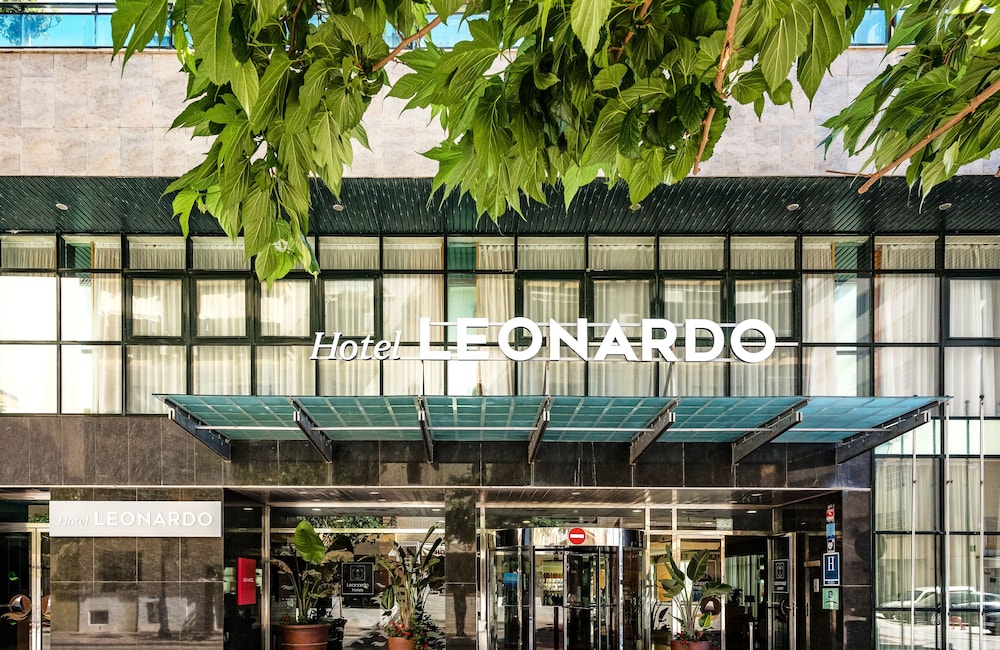 Leonardo Hotel Fuengirola Costa del Sol — Hotel building in Fuengirola, Andalusia