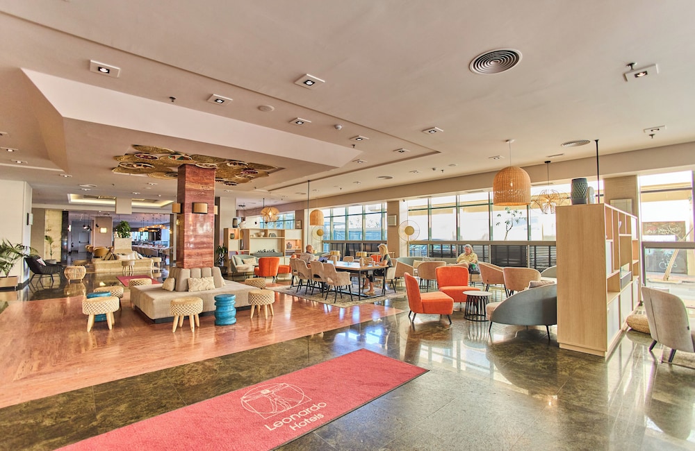 Leonardo Hotel Fuengirola Costa del Sol — Restaurant & bars in Fuengirola, Andalusia