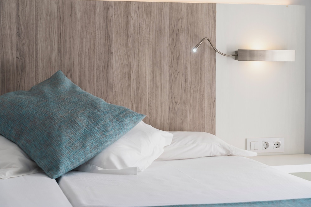 Hotel Amic Gala — Hotel rooms in Playa de Palma, Balearic Islands