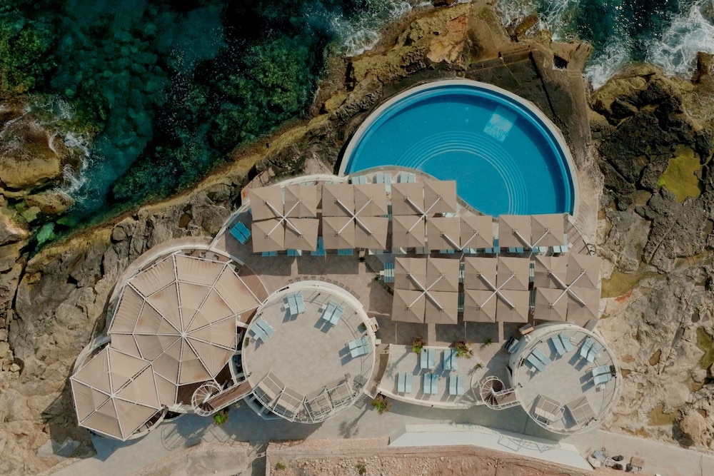 1926 Le Soleil Hotel & SPA — Pool in Sliema, Malta Island