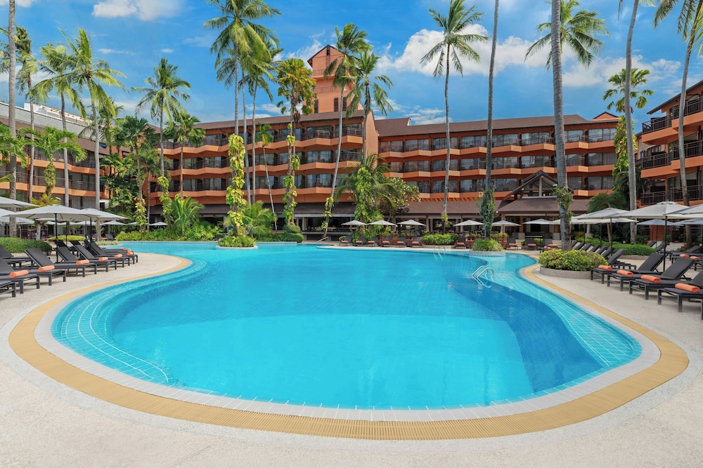 Courtyard by Marriott Phuket, Patong Beach Resort — Swimming pool in Patong Beach, Phuket Province