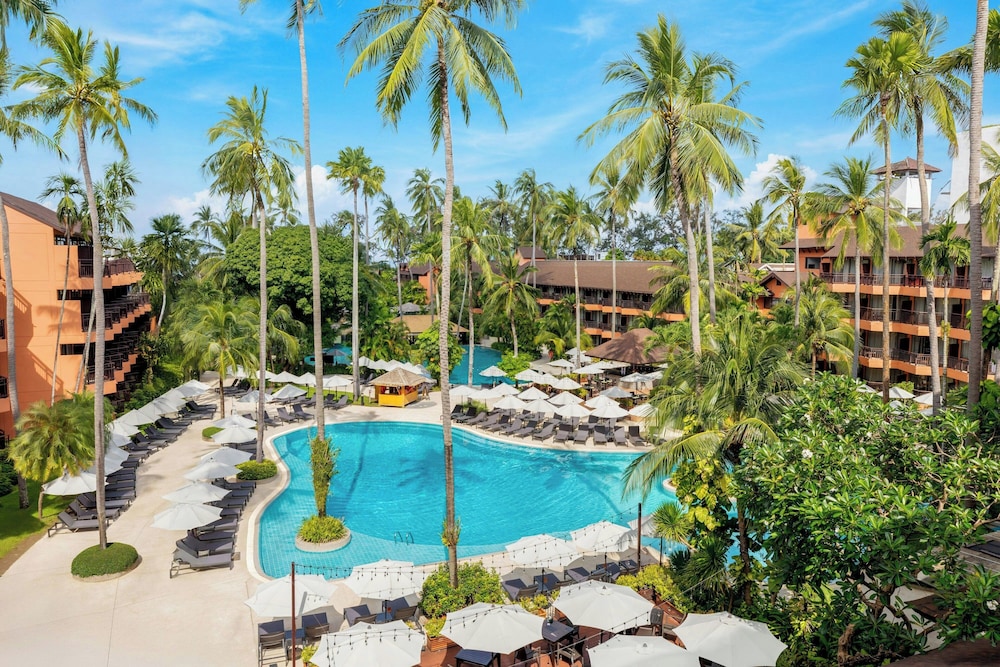 Courtyard by Marriott Phuket, Patong Beach Resort — Swimming pool in Patong Beach, Phuket Province