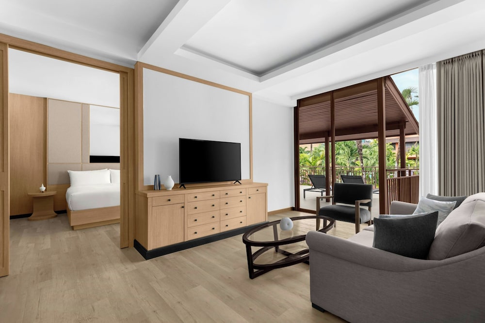 Courtyard by Marriott Phuket, Patong Beach Resort — Hotel rooms in Patong Beach, Phuket Province