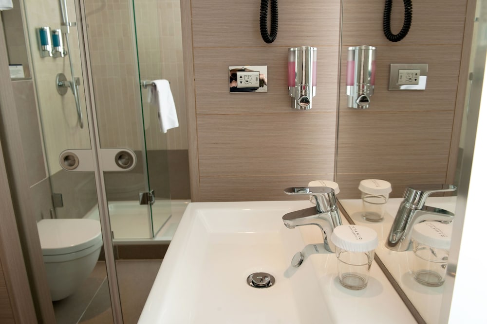 TITANIC Comfort Berlin Mitte — Hotel rooms in Berlin, Berlin
